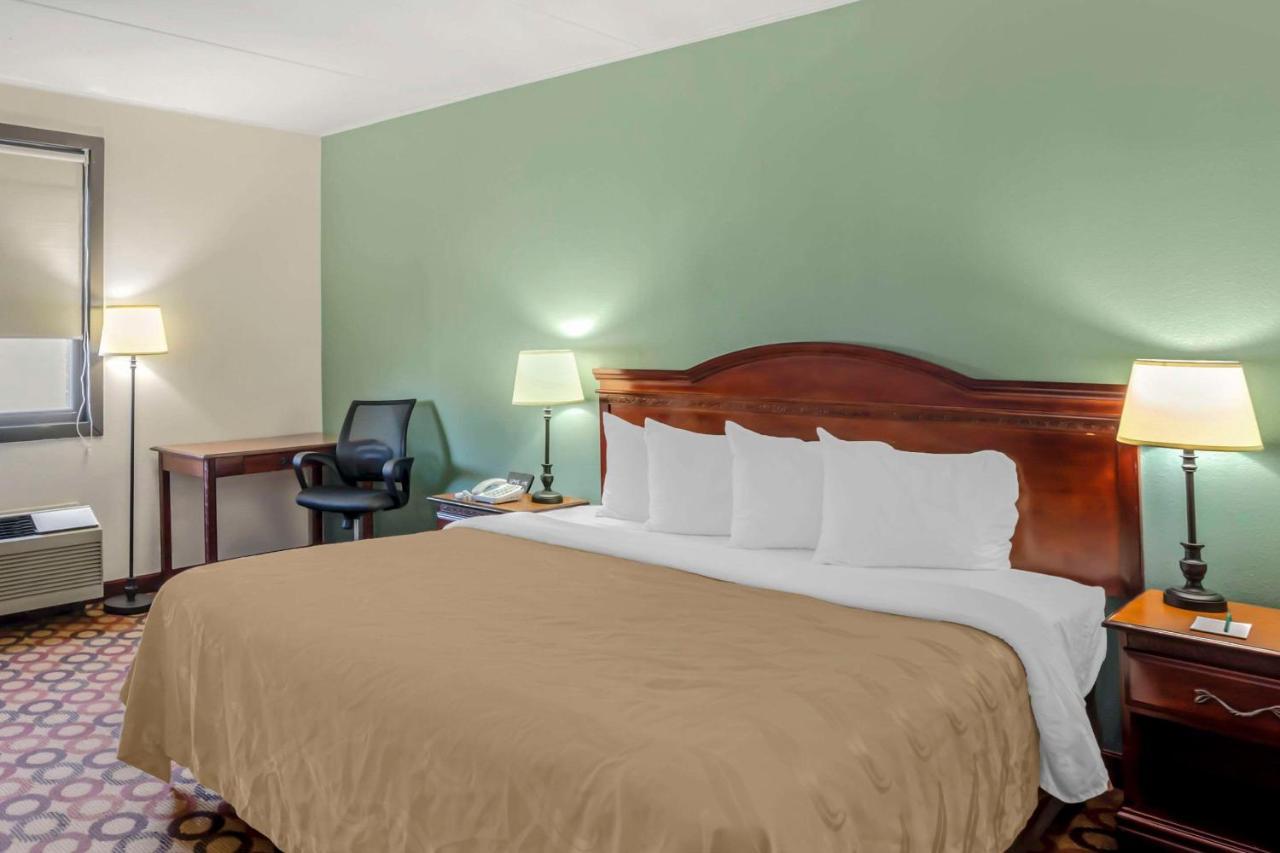 Quality Inn Enola - Harrisburg Zewnętrze zdjęcie