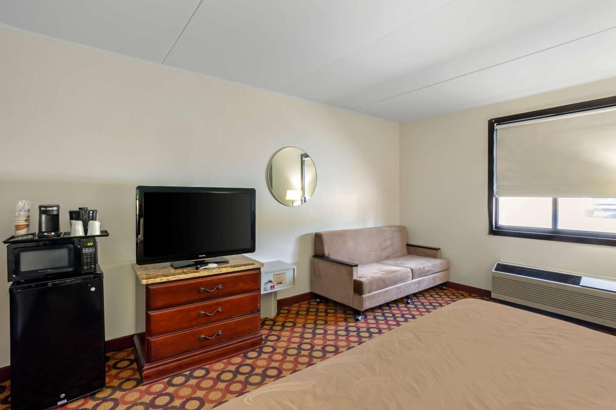 Quality Inn Enola - Harrisburg Zewnętrze zdjęcie